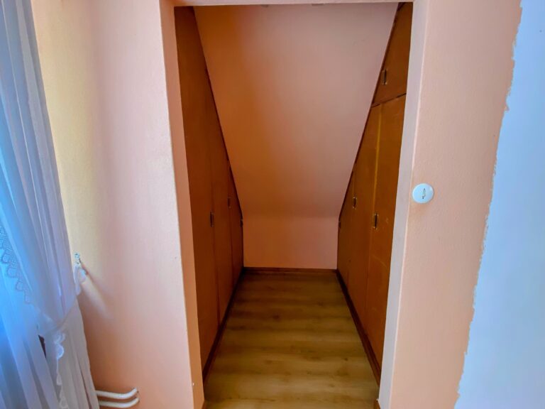 Zimmer2 Einbauschrank